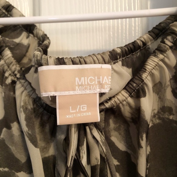 Michael Kors Dressy Tunic - Picture 3 of 3